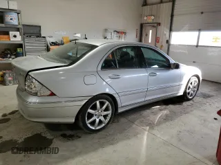 2005 Mercedes-Benz C 240 with VIN WDBRF81J05F644435, listed as a Copart auction lot 88741485 with 145,003 mi miles and Salvage Title. Bid and sale history available at DreamBid. Image 3.
