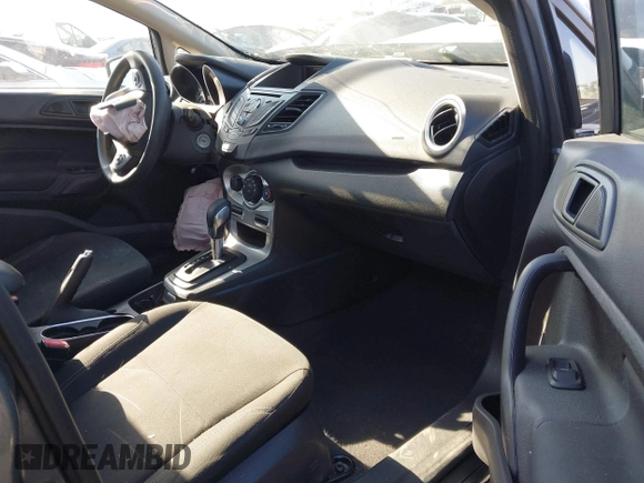 2019 Ford Fiesta SE with VIN 3FADP4EJ7KM122981, listed as a IAAI auction lot 40235576 with Not Provided miles and . Bid and sale history available at carsss.com. Image 5.