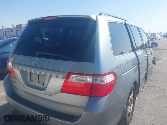 2006 Honda Odyssey EX-L with VIN 5FNRL38696B028639, listed as a IAAI auction lot 41967563 with 125,951 mi miles. Bid and sale history available at carsss.com. Image 4.