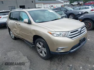 2011 Toyota Highlander Limited with VIN 5TDDK3EH2BS072412, listed as a IAAI auction lot 42438421 with 53,035 mi miles and . Bid and sale history available at DreamBid. Image 1.