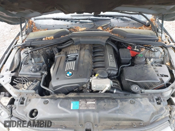 2008 BMW 5 Series 528i with VIN WBANU53548CT14787, listed as a IAAI auction lot 42122305 with 154,309 mi miles and . Bid and sale history available at carsss.com. Image 10.
