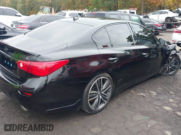 2015 Infiniti Q50 Premium with VIN JN1BV7AR1FM411864, listed as a IAAI auction lot 40800193 with 104,154 mi miles. Bid and sale history available at carsss.com. Image 4.