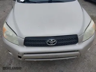 2007 Toyota RAV4 with VIN JTMBD33V576033296, listed as a IAAI auction lot 42088496 with 147,615 mi miles. Bid and sale history available at carsss.com. Image 6.