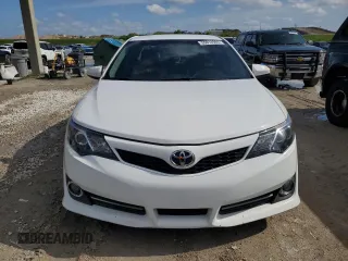 2013 Toyota Camry L with VIN 4T1BF1FK0DU241346, listed as a Copart auction lot 55814965 with 128,745 mi miles and Clean Title. Bid and sale history available at DreamBid. Image 5.
