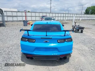 2022 Chevrolet Camaro ZL1 z VIN 1G1FJ1R62N0118359, wystawiony jako IAAI lot #42146460 z przebiegiem 25 274 mil mil oraz . Historia ofert i sprzedaży dostępna na DreamBid. Obrazek 17.