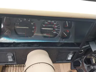 1994 Jeep Cherokee Sport z VIN 1J4FJ68S2RL171628, wystawiony jako IAAI lot #42635451 z przebiegiem 278 677 mil mil oraz . Historia ofert i sprzedaży dostępna na DreamBid. Obrazek 7.