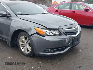 2013 Acura ILX Hybrid Tech Pkg with VIN 19VDE3F75DE300518, listed as a IAAI auction lot 41951546 with 149,618 mi miles. Bid and sale history available at carsss.com. Image 6.