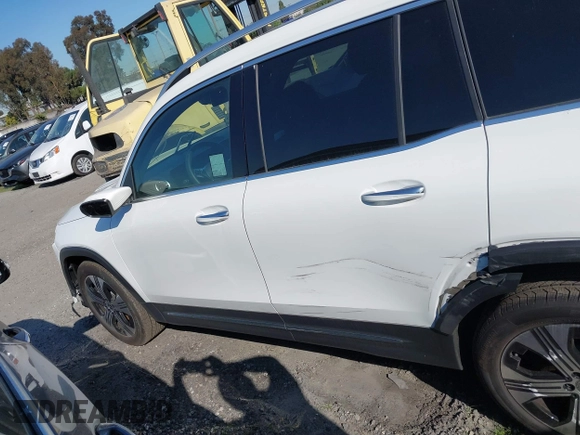 2024 Mercedes-Benz EQB 250+ z VIN W1N9M0CB0RN077159, wystawiony jako IAAI lot #41561661 z przebiegiem 2048 mil mil oraz . Historia ofert i sprzedaży dostępna na DreamBid. Obrazek 15.