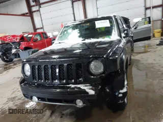 2014 Jeep Patriot Limited with VIN 1C4NJRCB8ED910340, listed as a IAAI auction lot 41396065 with 241,669 mi miles. Bid and sale history available at carsss.com. Image 12.