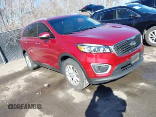 2017 Kia Sorento LX with VIN 5XYPG4A35HG269112, listed as a IAAI auction lot 41670568 with 126,741 mi miles. Bid and sale history available at carsss.com. Image 1.
