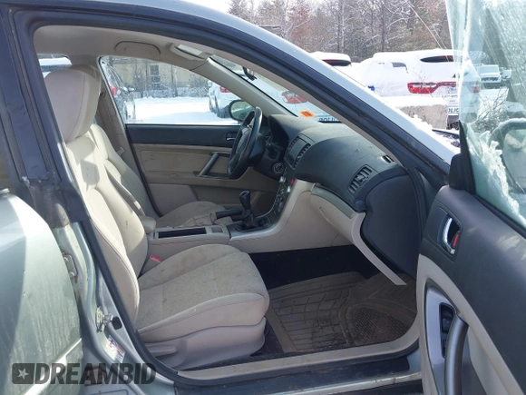 2009 Subaru Outback with VIN 4S4BP60C696342172, listed as a IAAI auction lot 41447113 with 172,784 mi miles. Bid and sale history available at carsss.com. Image 5.