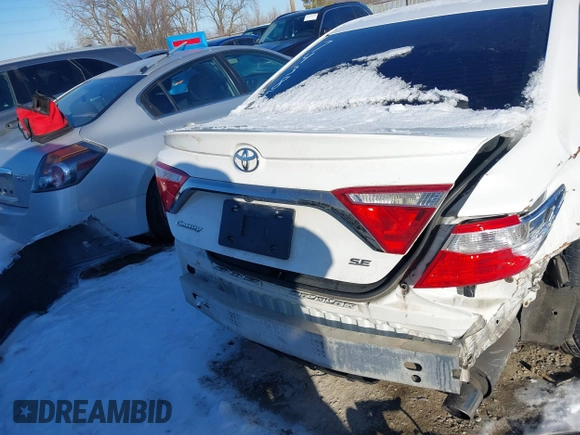 2017 Toyota Camry XLE z VIN 4T1BF1FK5HU743856, wystawiony jako IAAI lot #41297063 z przebiegiem 156 218 mil mil oraz . Historia ofert i sprzedaży dostępna na DreamBid. Obrazek 16.