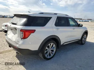 2022 Ford Explorer Platinum with VIN 1FM5K8HC4NGC42104, listed as a Copart auction lot 42401935 with 21,981 mi miles and Salvage Title. Bid and sale history available at carsss.com. Image 3.