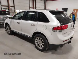 2011 Lincoln MKX with VIN 2LMDJ8JK8BBJ32602, listed as a IAAI auction lot 41967983 with 212,547 mi miles and . Bid and sale history available at carsss.com. Image 3.