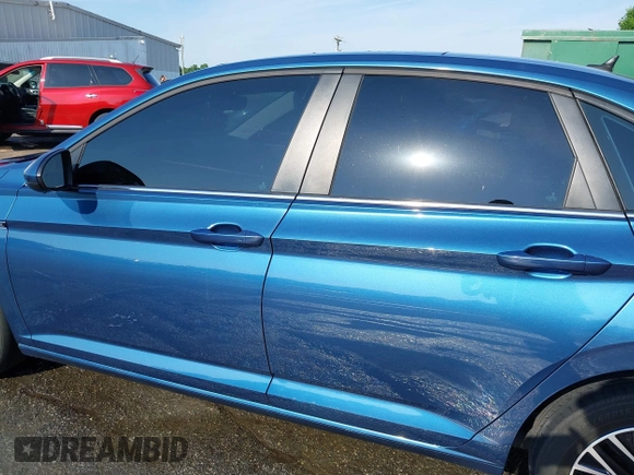 2019 Volkswagen Jetta SEL with VIN 3VWE57BUXKM151151, listed as a IAAI auction lot 42075323 with 79,478 mi miles and . Bid and sale history available at DreamBid. Image 15.