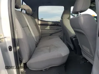 2013 Toyota Tacoma PreRunner with VIN 3TMKU4HN0DM034513, listed as a Copart auction lot 45722995 with 110,318 mi miles and Salvage title. Bid and sale history available at DreamBid. Image 10.