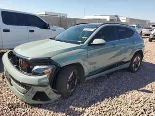 2024 Hyundai Kona Limited с VIN KM8HE3A61RU004228, выставлен на аукционе Copart как лот 72740134 с пробегом 9 348 миль миль и Списание • Salvage title. История ставок и продаж доступна на DreamBid. Изображение 1.