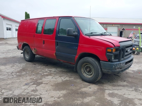 2012 Ford Econoline Cargo Recreational z VIN 1FTNE2EW8CDB27172, wystawiony jako IAAI lot #42531763 z przebiegiem 238 433 mil mil oraz . Historia ofert i sprzedaży dostępna na DreamBid. Obrazek 1.