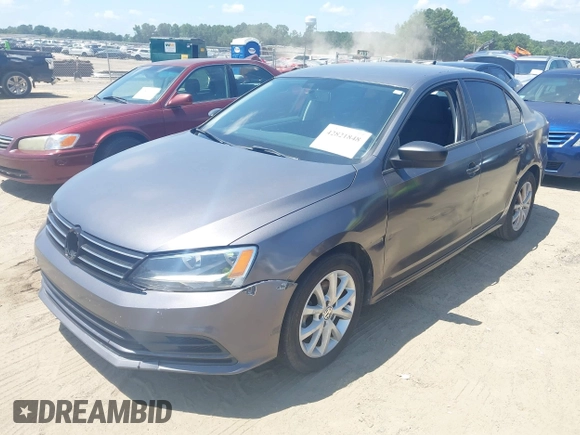 2015 Volkswagen Jetta SE with VIN 3VWD17AJ1FM237596, listed as a IAAI auction lot 42821848 with 172,633 mi miles and . Bid and sale history available at DreamBid. Image 2.