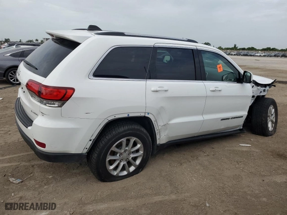 2021 Jeep Grand Cherokee Laredo X with VIN 1C4RJFAG2MC704840, listed as a Copart auction lot 62305244 with 30,114 mi miles and Salvage Title. Bid and sale history available at carsss.com. Image 3.