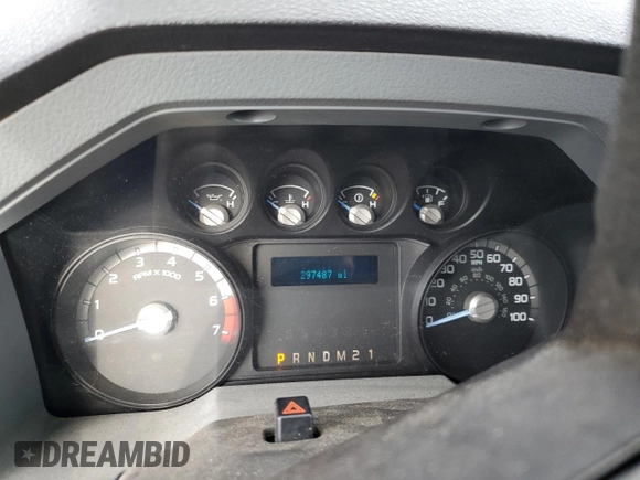 2011 Ford F-250 XL with VIN 1FT7X2A68BEA83904, listed as a Copart auction lot 84274634 with 297,487 mi miles and Salvage title. Bid and sale history available at DreamBid. Image 9.
