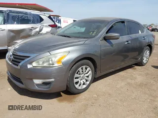 2014 Nissan Altima 2.5 with VIN 1N4AL3AP6EC169587, listed as a IAAI auction lot 41927779 with 177,008 mi miles. Bid and sale history available at carsss.com. Image 2.