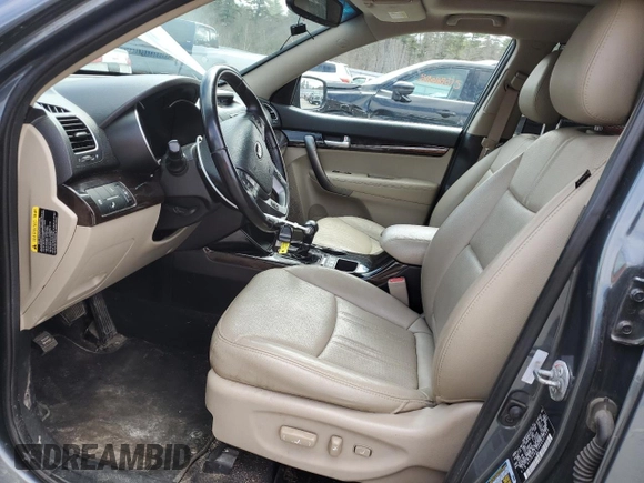 2014 Kia Sorento EX with VIN 5XYKUDA7XEG497463, listed as a Copart auction lot 53112355 with 135,217 mi miles and Clean Title. Bid and sale history available at DreamBid. Image 7.