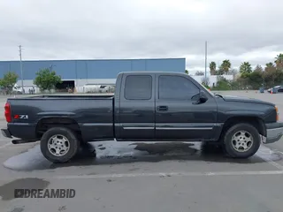 2003 Chevrolet Silverado 1500 LS с VIN 1GCEK19TX3E107860, выставлен на аукционе IAAI как лот 41461401 с пробегом 379 055 миль миль и . История ставок и продаж доступна на DreamBid. Изображение 13.