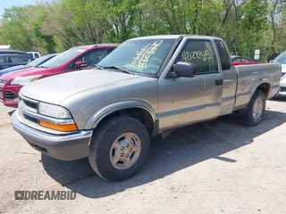 2001 Chevrolet S-10 LS with VIN 1GCDT19W41K181244, listed as a IAAI auction lot 42129845 with 183,368 mi miles and . Bid and sale history available at DreamBid. Image 6.