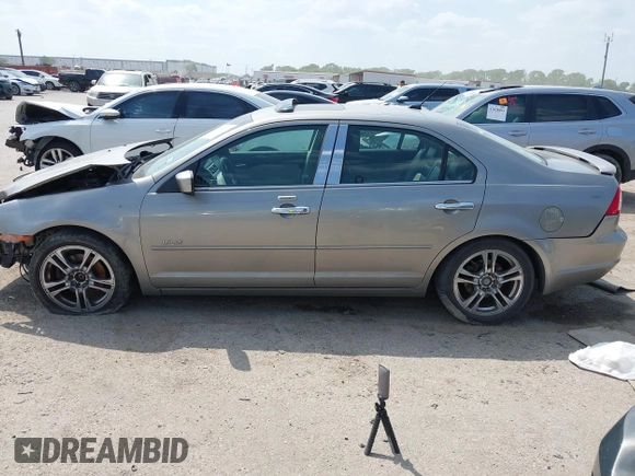 2008 Mercury Milan Premier with VIN 3MEHM081X8R666734, listed as a IAAI auction lot 42034075 with 141,434 mi miles and . Bid and sale history available at DreamBid. Image 15.