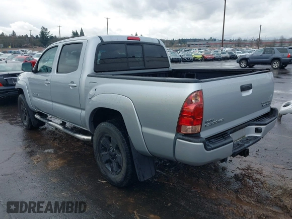 2008 Toyota Tacoma PreRunner with VIN 5TEJU62N88Z517191, listed as a IAAI auction lot 41515565 with 106,699 mi miles. Bid and sale history available at carsss.com. Image 3.