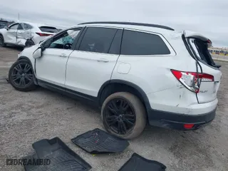 2021 Honda Pilot Special Edition with VIN 5FNYF5H20MB017456, listed as a IAAI auction lot 41418341 with 1 mi miles. Bid and sale history available at carsss.com. Image 3.