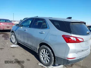 2018 Chevrolet Equinox LT z VIN 2GNAXSEV9J6350260, wystawiony jako IAAI lot #41625613 z przebiegiem 75 317 mil mil oraz . Historia ofert i sprzedaży dostępna na DreamBid. Obrazek 3.