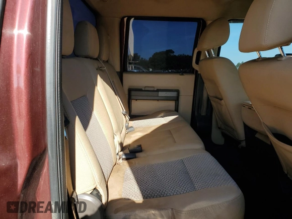 2011 Ford F-250 XL z VIN 1FT7W2BT2BEC45565, wystawiony jako Copart lot #56517765 z przebiegiem 331 638 mil mil oraz Szkoda całkowita • Salvage title. Historia ofert i sprzedaży dostępna na DreamBid. Obrazek 10.