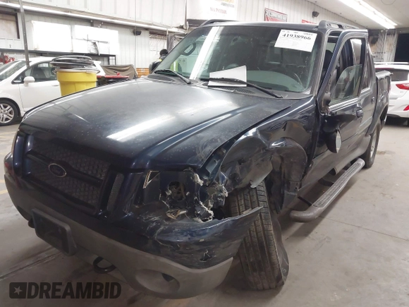 2003 Ford Explorer Sport Trac XLS z VIN 1FMDU77E03UC07089, wystawiony jako IAAI lot #41938966 z przebiegiem 128 982 mil mil oraz . Historia ofert i sprzedaży dostępna na DreamBid. Obrazek 17.