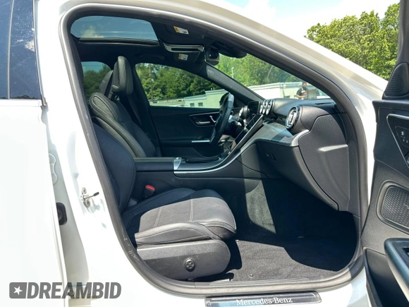 2023 Mercedes-Benz C 300 with VIN W1KAF4GB5PR090033, listed as a Copart auction lot 64206085 with 16,479 mi miles and Clean title. Bid and sale history available at DreamBid. Image 8.