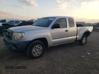 2011 Toyota Tacoma with VIN 5TFTX4CN7BX006332, listed as a Copart auction lot 44001785 with 202,992 mi miles and Salvage title. Bid and sale history available at DreamBid. Image 1.