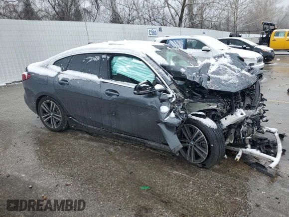 2020 BMW 2 Series 228i xDrive z VIN WBA73AK04L7G17051, wystawiony jako Copart lot #45010915 z przebiegiem Nie podano mil oraz Szkoda całkowita • Salvage title. Historia ofert i sprzedaży dostępna na DreamBid. Obrazek 4.