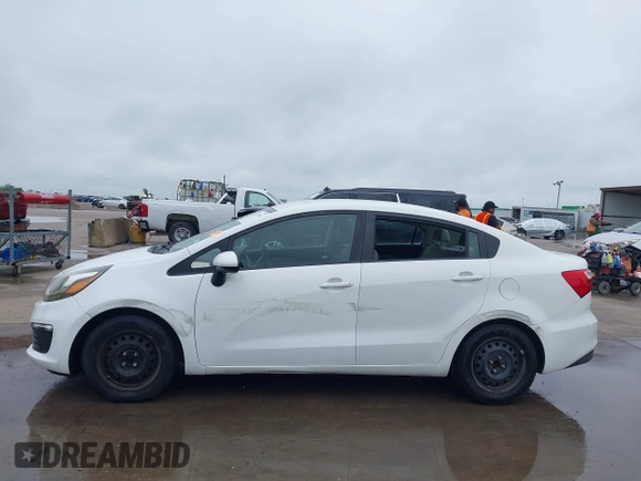 2017 Kia Rio LX z VIN KNADM4A37H6005689, wystawiony jako IAAI lot #42117199 z przebiegiem 117 184 mil mil oraz . Historia ofert i sprzedaży dostępna na DreamBid. Obrazek 14.