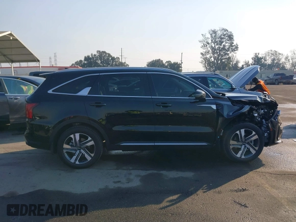 2024 Kia Sorento SX Prestige with VIN KNDRKDLG7R5259912, listed as a IAAI auction lot 41265462 with 33,786 mi miles and . Bid and sale history available at DreamBid. Image 13.