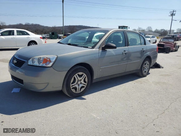 2008 Chevrolet Malibu Classic LS w/1FL with VIN 1G1ZS58F88F100565, listed as a Copart auction lot 48818475 with NaN miles and Clean Title. Bid and sale history available at carsss.com. Image 1.