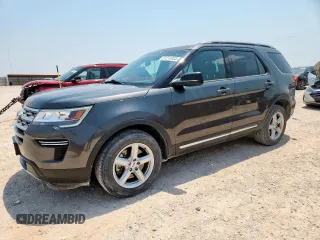 2018 Ford Explorer XLT z VIN 1FM5K7D83JGA55572, wystawiony jako Copart lot #61213325 z przebiegiem 46 128 mil mil oraz Szkoda całkowita • Salvage title. Historia ofert i sprzedaży dostępna na DreamBid. Obrazek 1.