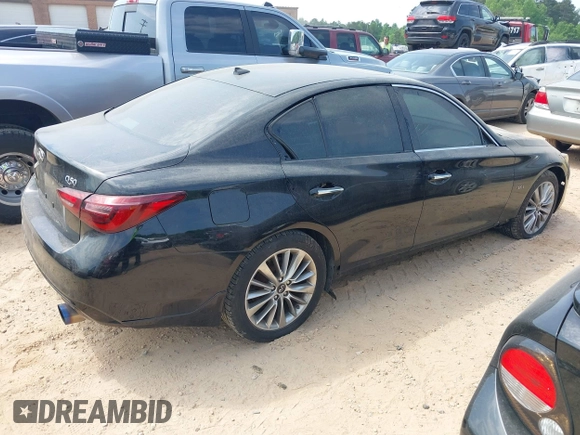 2018 Infiniti Q50 3.0t Luxe with VIN JN1EV7AR1JM611505, listed as a IAAI auction lot 42158718 with 111,495 mi miles. Bid and sale history available at carsss.com. Image 4.