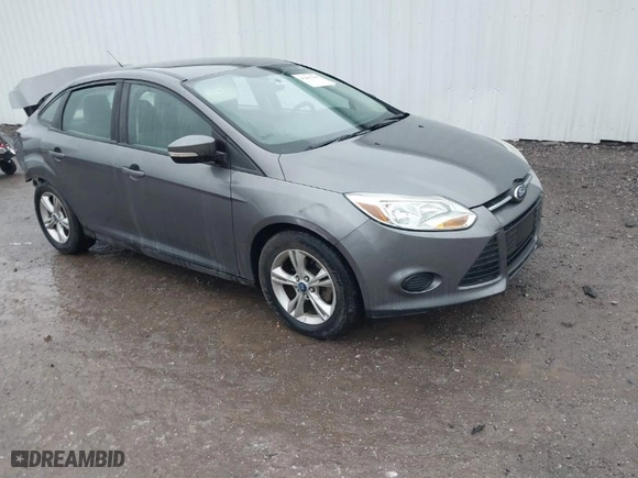 2014 Ford Focus SE with VIN 1FADP3F22EL110079, listed as a IAAI auction lot 41461344 with 201,230 mi miles. Bid and sale history available at carsss.com. Image 1.