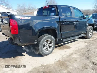 2019 Chevrolet Colorado 2WD Z71 with VIN 1GCGSDEN0K1181991, listed as a IAAI auction lot 41590482 with 38,432 mi miles. Bid and sale history available at carsss.com. Image 4.