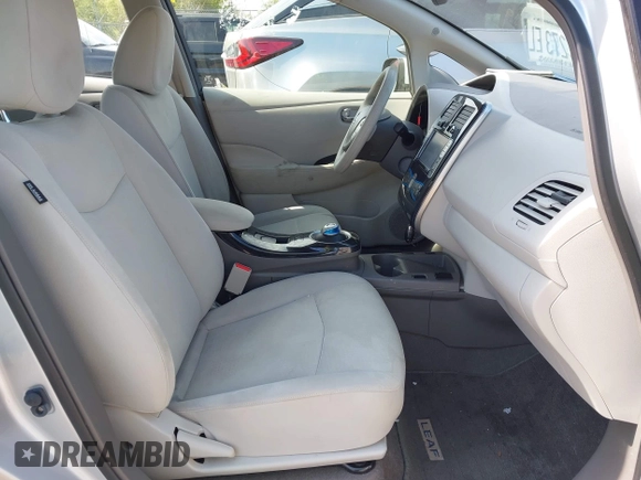 2011 Nissan LEAF SL-e with VIN JN1AZ0CP9BT009562, listed as a IAAI auction lot 42228290 with 93,183 mi miles and . Bid and sale history available at DreamBid. Image 5.