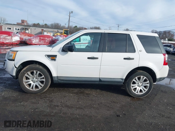 2008 Land Rover LR2 SE z VIN SALFS24N18H044567, wystawiony jako IAAI lot #41863429 z przebiegiem 156 669 mil mil oraz . Historia ofert i sprzedaży dostępna na DreamBid. Obrazek 14.