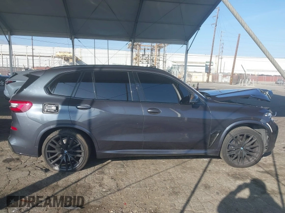 2022 BMW X5 M50i with VIN 5UXJU4C01N9J87147, listed as a IAAI auction lot 41215795 with 47,768 mi miles. Bid and sale history available at carsss.com. Image 14.