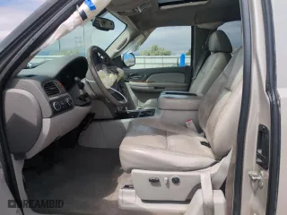 2007 Chevrolet Silverado 1500 LTZ with VIN 1GCEK19077Z643024, listed as a Copart auction lot 52526455 with 122,460 mi miles and Salvage Title. Bid and sale history available at carsss.com. Image 7.