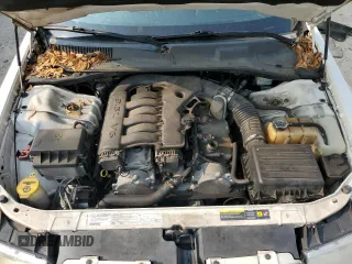 2006 Chrysler 300 z VIN 2C3KA53G16H428549, wystawiony jako Copart lot #59125715 z przebiegiem 184 233 mil mil oraz Szkoda całkowita • Salvage title. Historia ofert i sprzedaży dostępna na DreamBid. Obrazek 11.